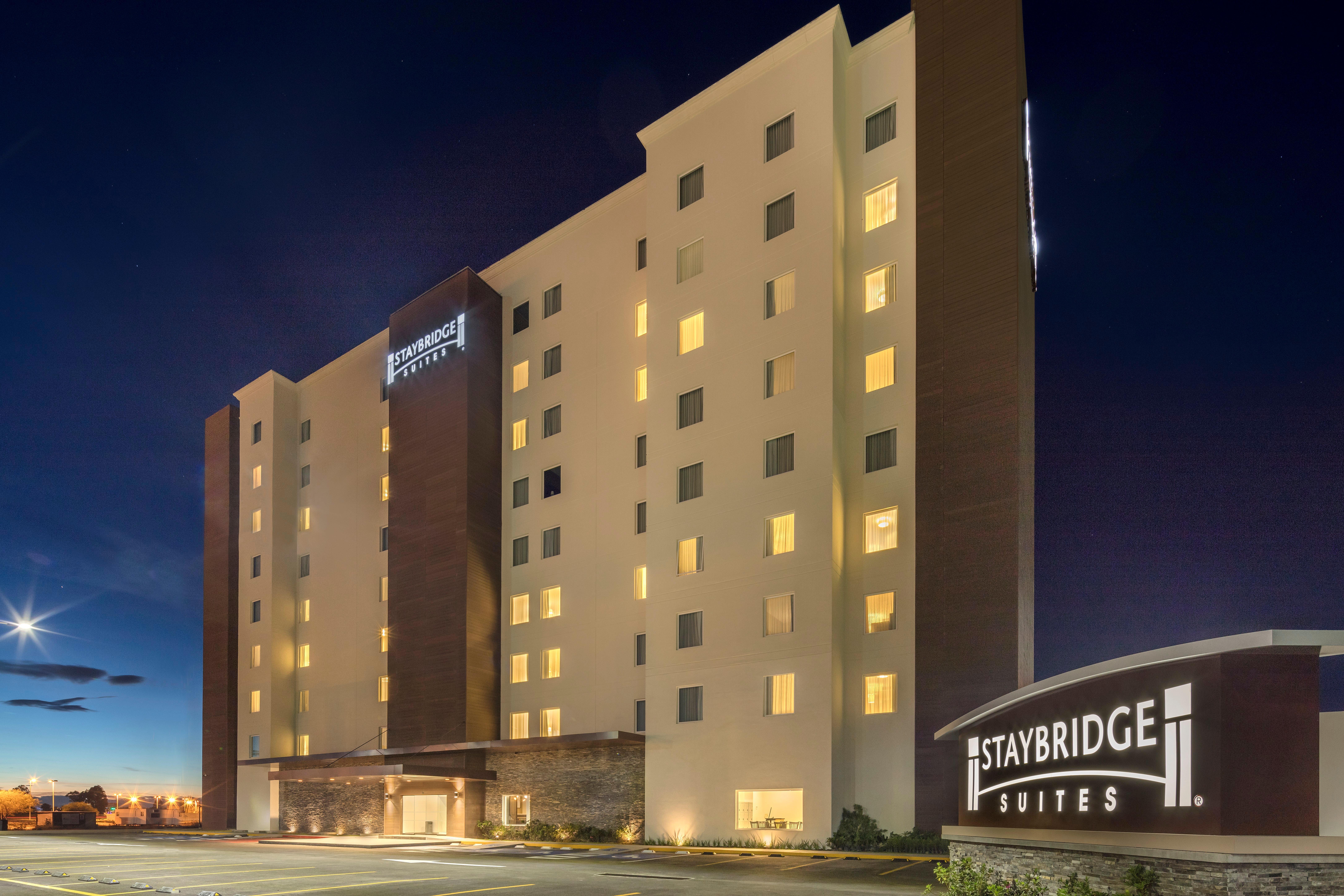 Staybridge Suites Silao By Ihg Ngoại thất bức ảnh