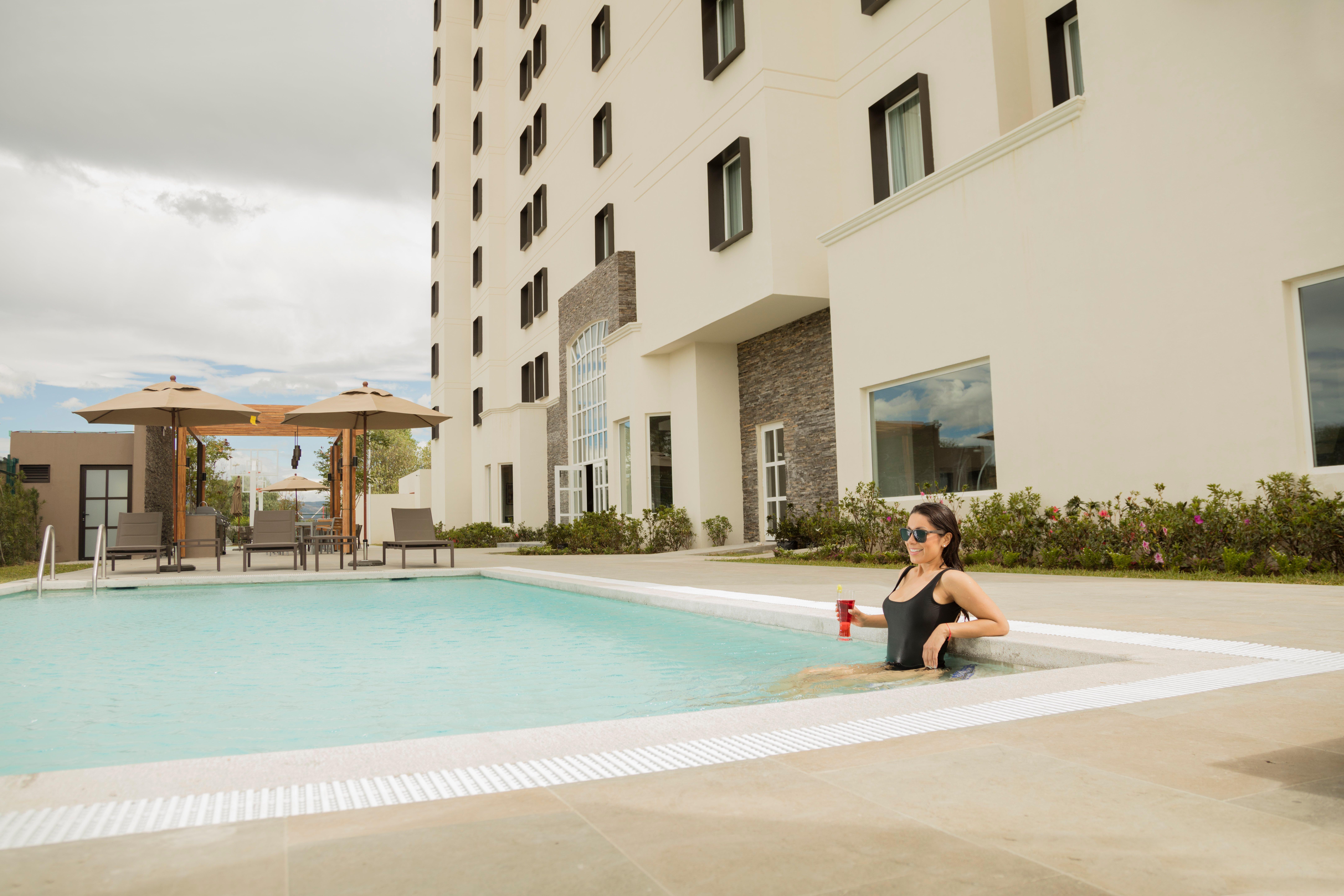 Staybridge Suites Silao By Ihg Ngoại thất bức ảnh