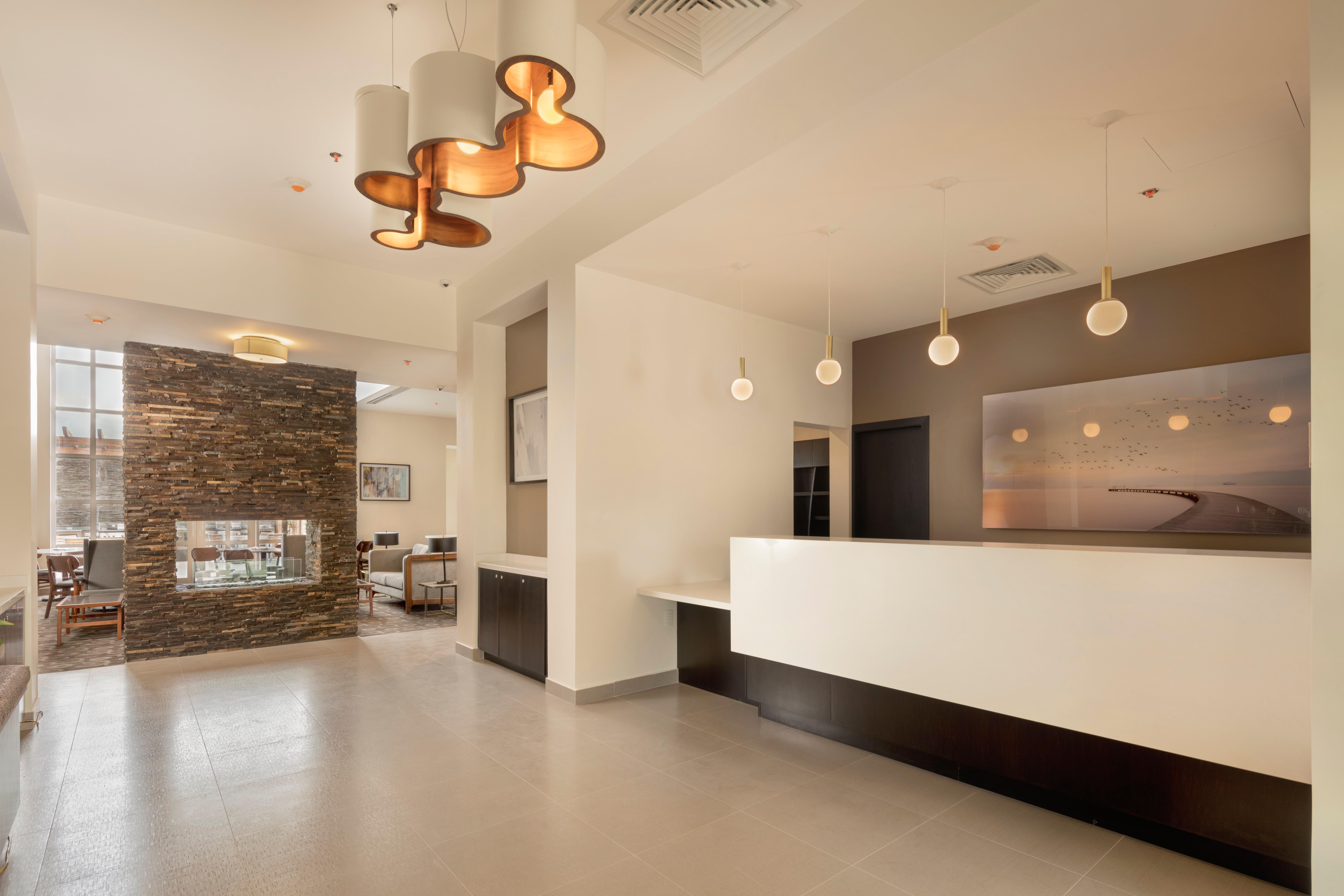 Staybridge Suites Silao By Ihg Ngoại thất bức ảnh