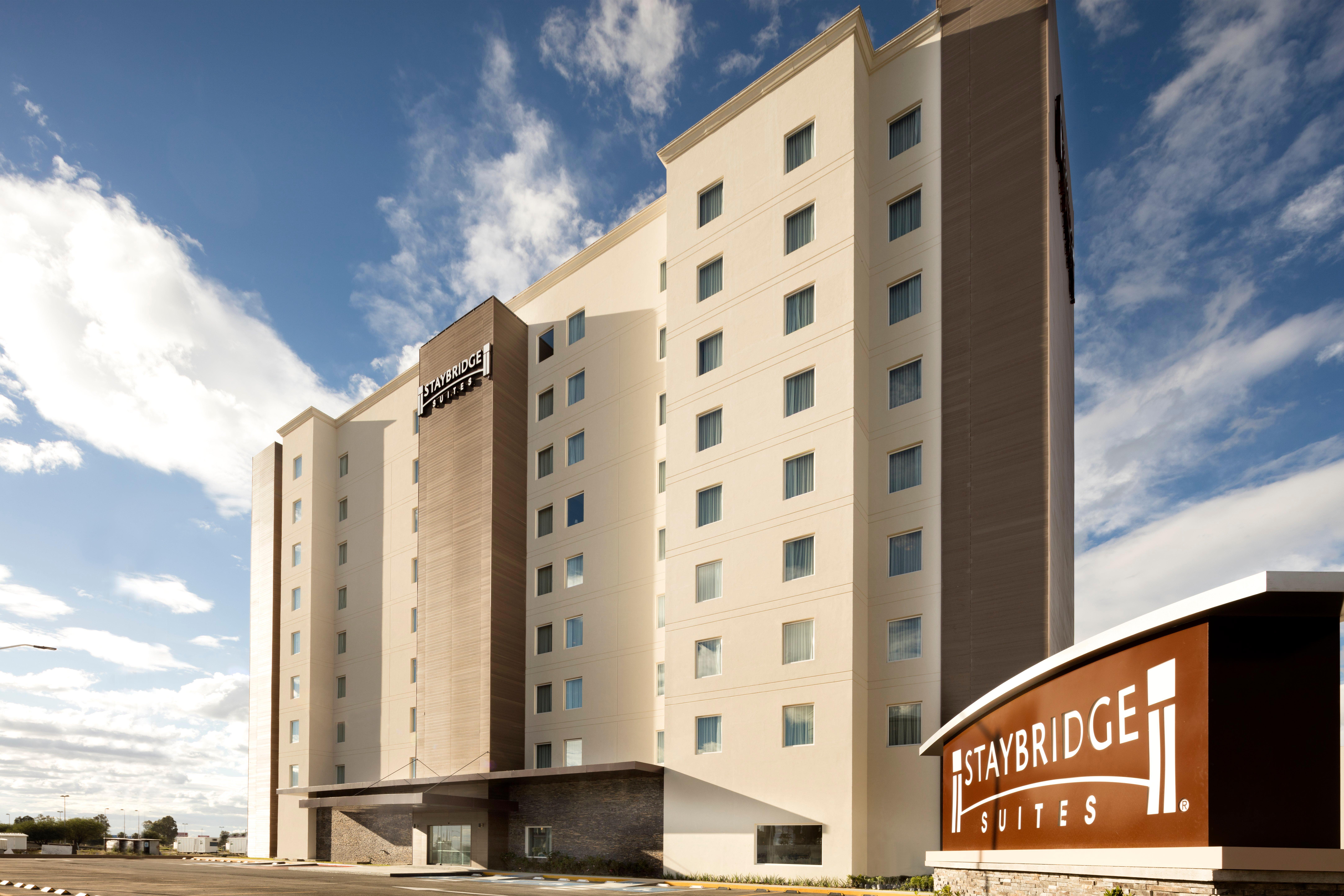 Staybridge Suites Silao By Ihg Ngoại thất bức ảnh