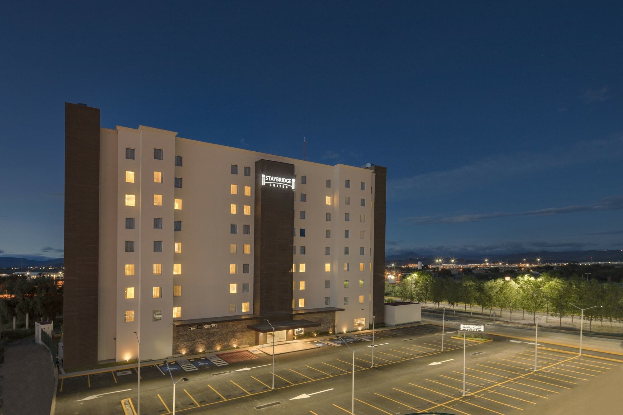 Staybridge Suites Silao By Ihg Ngoại thất bức ảnh